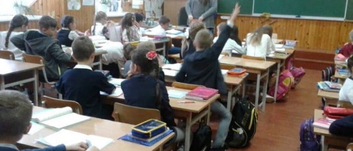 46894508_320787378742346_6989310468166778880_n (1)